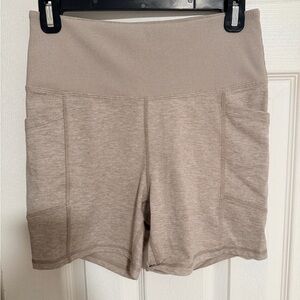 Zobha Women's gray Bike Shorts